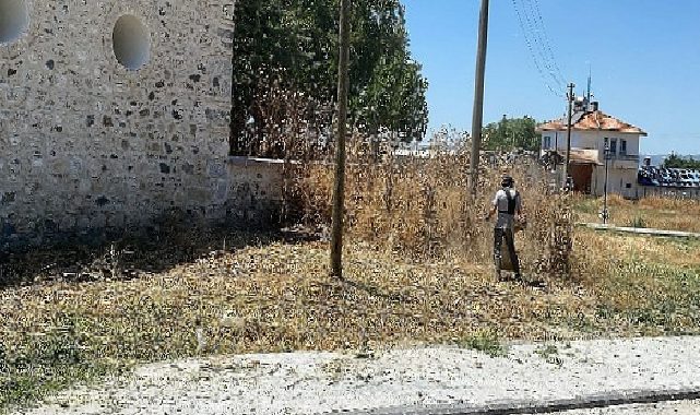 Manisa Büyükşehir’den Karacaahmet Türbesi’nde Hummalı Paklık