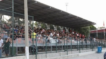 Menderes’i Şampiyonluk Coşkusu Sardı