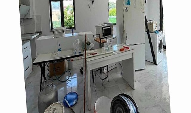 Meskeni yanan vatandaşa Kemer Belediyesi’nden takviye