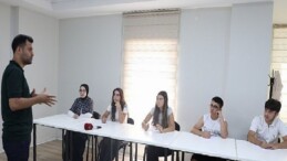 Osmangazi’den Gençlerin Geleceğine Fiyatsız Eğitim Takviyesi