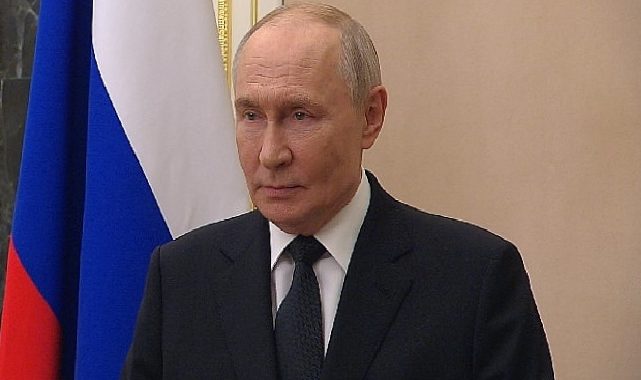 Putin’den Deniz Kuvvetleri Günü İletisi: “Rus Donanması Güçlenmeye Devam Ediyor”
