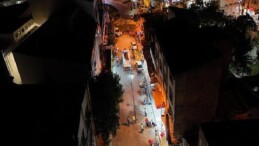 Seferihisar’da kapsamlı yol yıkama çalışmaları aralıksız sürüyor