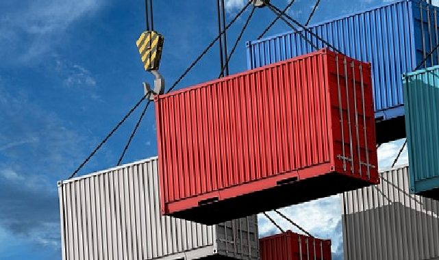 TİM İhracat Şampiyonları Listesine Ege Bölgesi’nden 16 Hazır Giysi ve Dokuma İhracatçısı Girdi