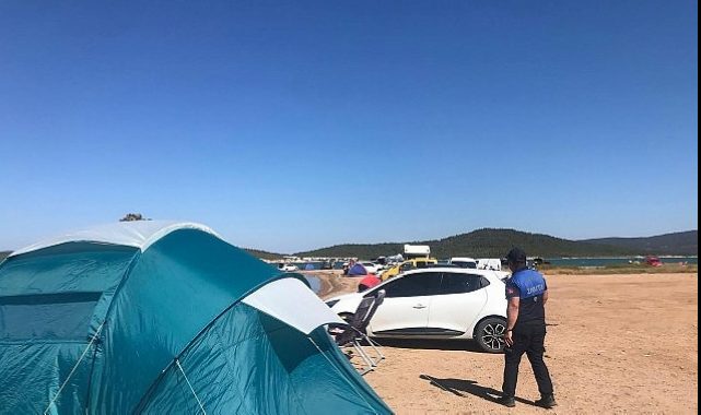 UKOME’den yol kenarına park yasağı kararı