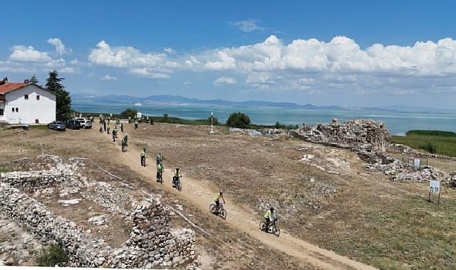 2026 Avrupa Bisiklet Başşehri Konya’da Bisikletseverler Beyşehir’in Tarihini ve Tabiatını Keşfetti