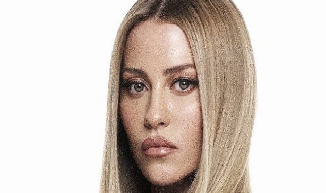 Antalya’da 30 Ağustos’ta Derya Uluğ konser verecek 