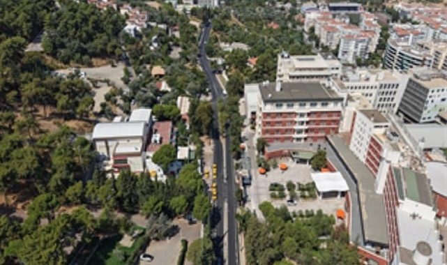 Balçova’nın caddeleri “çiçek gibi” oldu