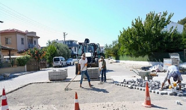 Burhaniye’de Ulaşım Ağı Güçleniyor