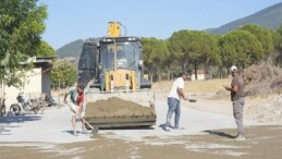 Burhaniye’nin Kırsal Mahallelerinde Çalışmalar Sürüyor