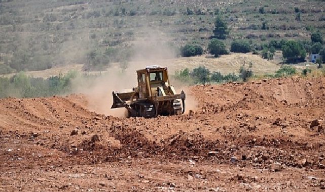 Büyükşehir’den Salihli’ye Hayvancılık, Sulama ve Yangınlar İçin Gölet