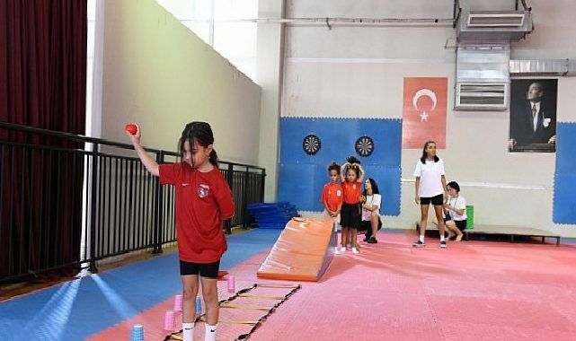 Çiğli’de Yaz Sporla Dolu Geçti: 1.747 Kişi Yaz Okullarından Faydalandı