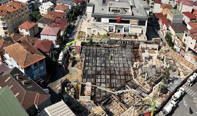 Dilovası Kent Meydanı sürat kazandı