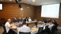 Etraf ve ticari kurallara uymayanlara müsaade verilmiyor