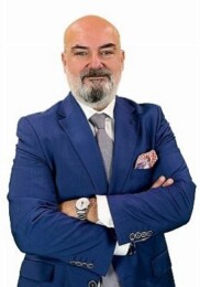 Finansal teknolojiler ve yapay zeka eğitimlerini tamamlayan gençler bölüme hazır