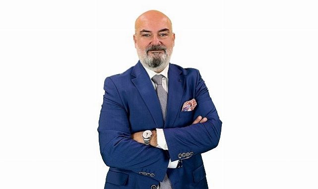 Finansal teknolojiler ve yapay zeka eğitimlerini tamamlayan gençler bölüme hazır