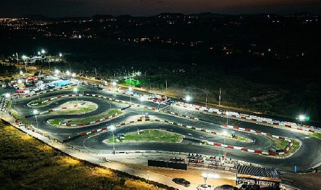 Işıklar Altında Adrenalin Dolu Hafta Sonu