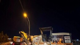 İzmit Adalet Köprüsü sabahın birinci Işıklarıyla yenilendi