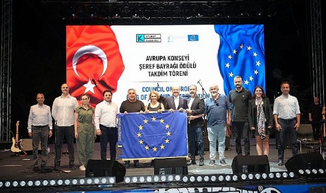 Kadıköy Belediyesi’ne ‘Şeref Bayrağı’ Mükafatı