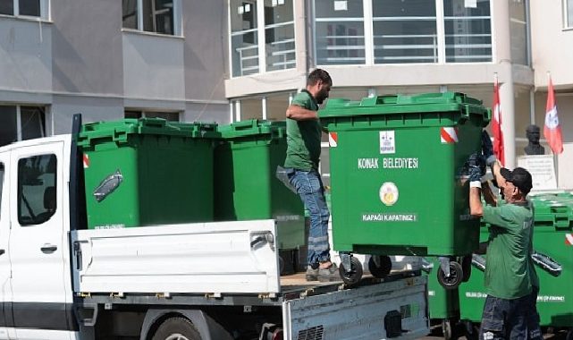 Konak’ın sokakları yeni konteynerlerine kavuştu