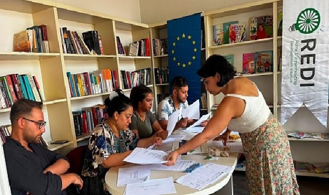 Konak’ta Roman gençlere CV ve meslek idaresi eğitimi