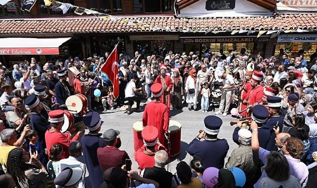 Konya’da “Tarihi Çarşılar Alışveriş Günleri” Başladı