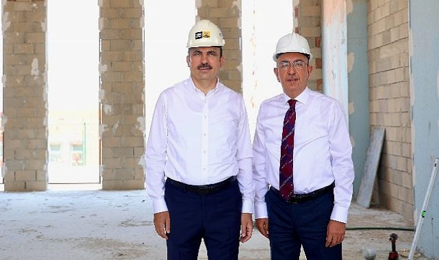 Lider Altay ve Lider Kavuş Gödene Mahallesi’nde İnşaatı Süren Büyükşehir Gençlik Yerleşkesi’ni İnceledi
