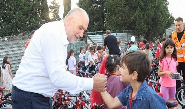 Lider Sandıkçı’dan Davet: Tüm Çocuklar İkramlarına Kavuşuyor