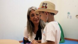 Minik Hazar Ali, birinci defa “anne” dedi