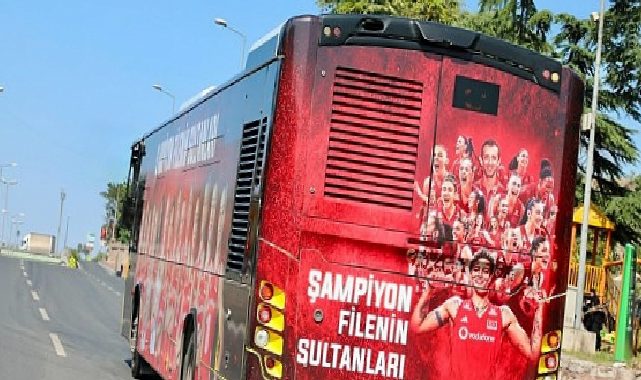 Şampiyonlar, İETT ile İstanbul’da