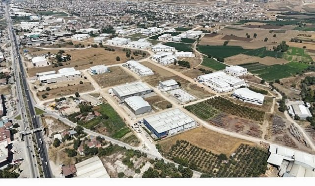 105 Adada Yol Kaplama Çalışmaları Başladı