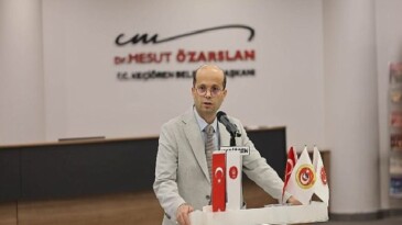 Atatürk Kütüphanesi Keçiörenlilerin Hizmetine Sunuldu