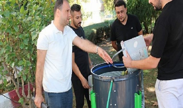 Büyükşehir’den Kemerli üreticilere ceviz soyma makinesi dayanağı
