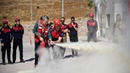 İtfaiye Haftası’nda Dikili’de nefes kesen tatbikat