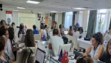 İzmir’de Erasmus+ Okul Eğitimi Akreditasyonu Tecrübe Paylaşım Çalıştayı Gerçekleştirildi