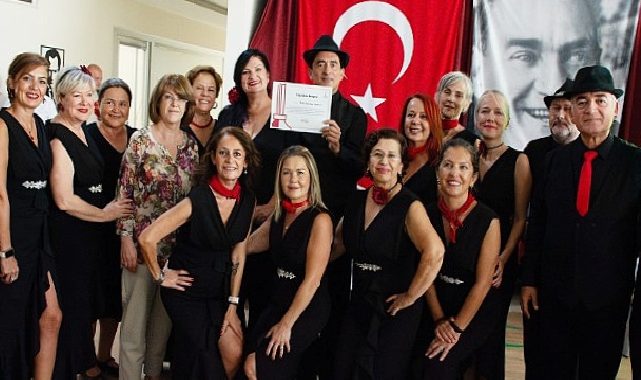 Karşıyaka’da Alzheimer’la hayat konuşuldu