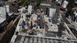 Katlı Otopark Süratle Yükseliyor