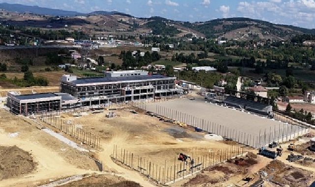 Kocaelispor’un yeni yuvası adım adım tamamlanıyor