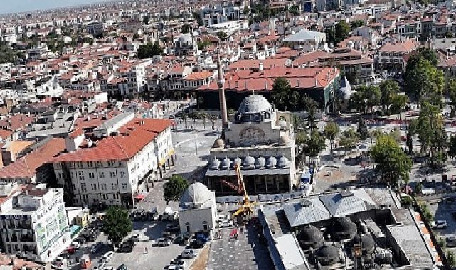 Lider Altay: “Konya’nın Kalbi Olan Mevlana Caddesi’nı̇ Daha da Güzelleştiriyoruz”