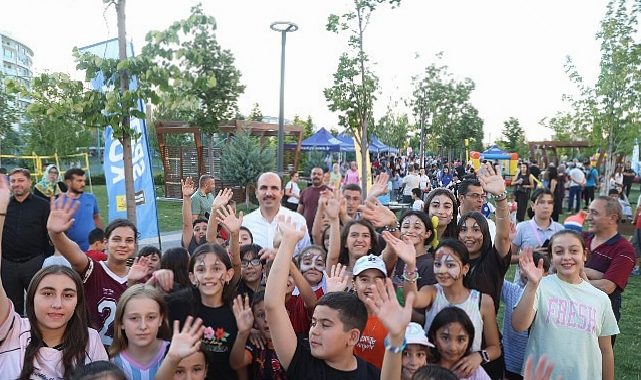 Lider Altay “Parklarda Şenlik Var” Aktifliğine Katılan Tüm Çocuklara ve Ailelerine Teşekkür Etti
