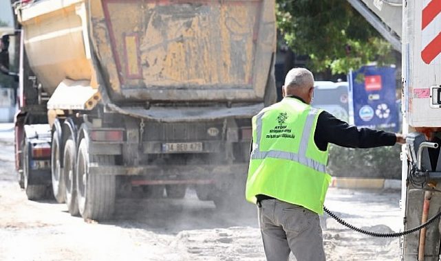 Lider Çerçioğlu’nun Öncülüğünde Söke’de Yol Yenileme ve Altyapı Çalışmaları Eş Vakitli Sürdürülüyor