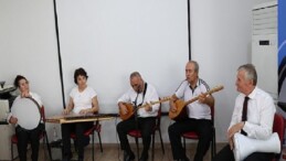 Mavi Konut alzheimer hastalarına ve yakınlarına moral oluyor