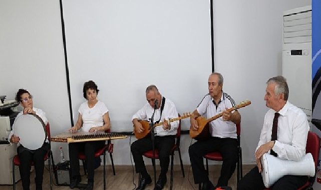 Mavi Konut alzheimer hastalarına ve yakınlarına moral oluyor