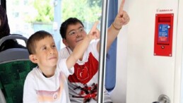 Seyahat kurallarını sevdirerek öğretiyorlar
