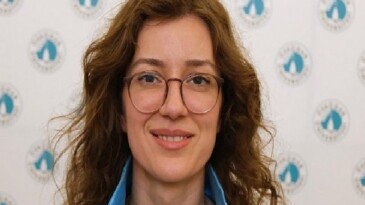 Uzmanlar uyarıyor: “Harf ezberletmek yerine kalem tutma, makas kullanma, boyama öğretin”