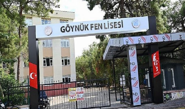 Başkan Topaloğlu, Göynük Fen Lisesi mezunu deniz biyoloğu Yeşim Ayar ile buluştu