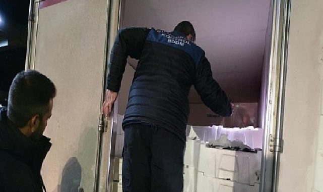 Buca Balık Hali’nde Gece Kontrolü: Yasa Dışı Avlanan Su Eserlerine El Konuldu