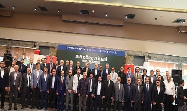 Büyükakın, 12 ilçeden din vazifelileri ile bir araya geldi