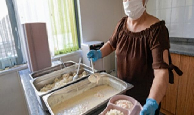 Büyükşehir Yuvamız İzmir’deki minikleri de unutmuyor