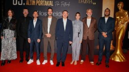 Çakallarla Dans 8’den Altın Portakal Çıkarması