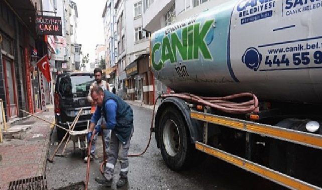 Canik Belediyesi’nden Sağanak Mesaisi: Mazgallar Temizleniyor
